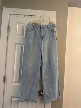 No Boundaries Light Blue Denim Jeans with Back Elastic Waistband